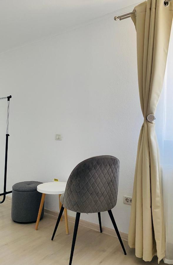 Four Rooms Curtea de Argeş المظهر الخارجي الصورة